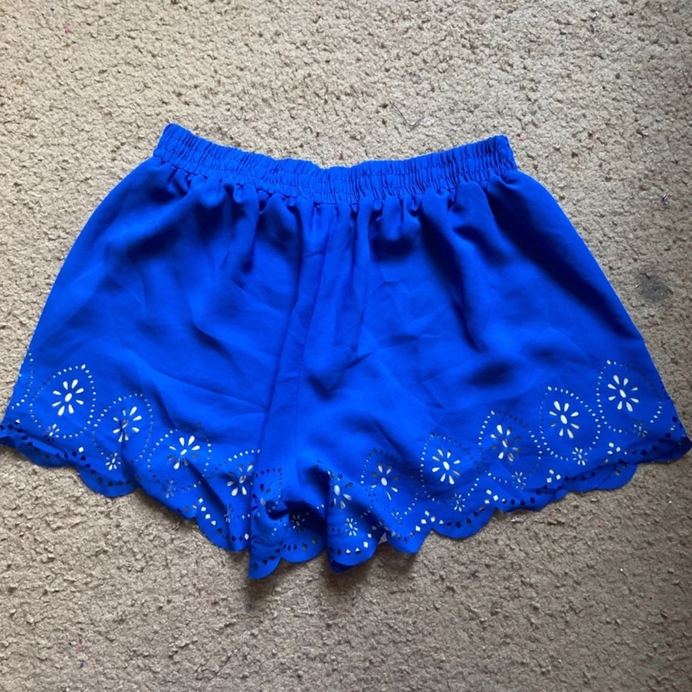 Blue flowy shorts